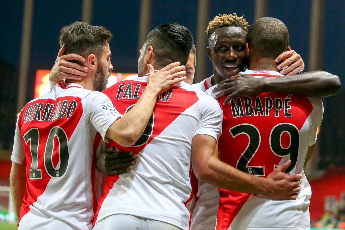 摩纳哥队取得一场胜利，继续追赶领头羊