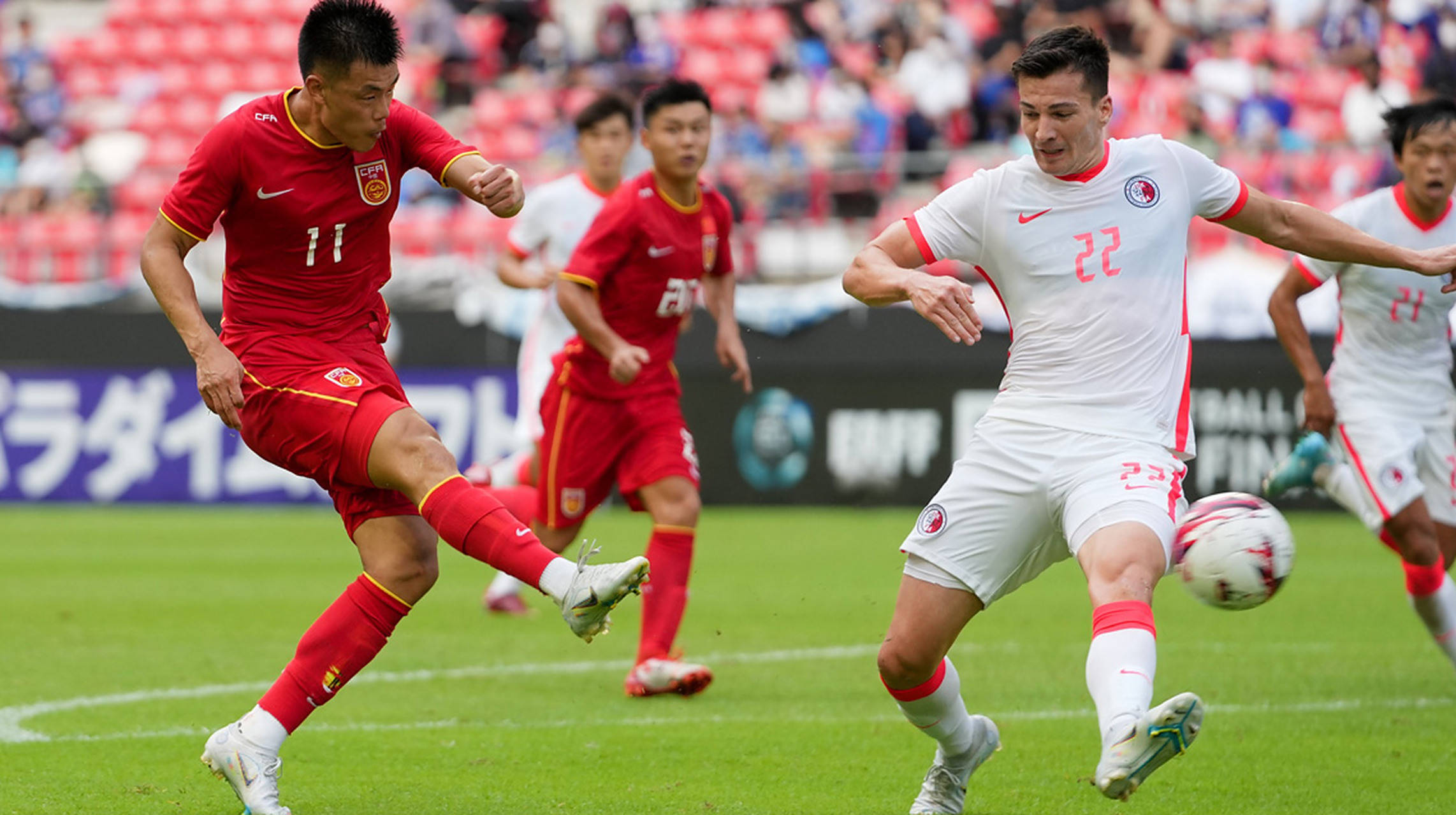 球队连续胜出，冲刺总冠军荣誉