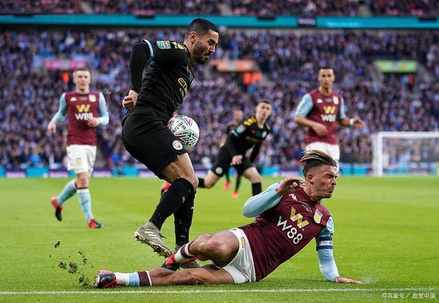 AC米兰前锋连场空门不中，寻求突破的简单介绍