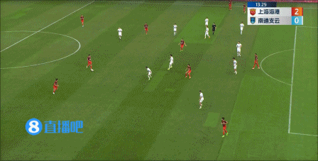 前场球员连入两球,效力突出 前场球员连入两球,效力突出