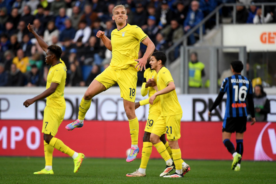 包含Astralis险胜巴塞罗那，博格巴攻防两端统治比赛鏖战多局小组赛，成为赛场最大亮点的词条