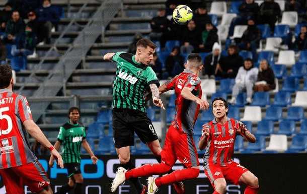 关于专家预测足球胜率超六成，结果成焦点的信息