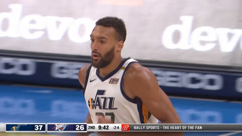 爵士逆转雷霆,戈贝尔刷新纪录 爵士逆转雷霆,戈贝尔刷新纪录