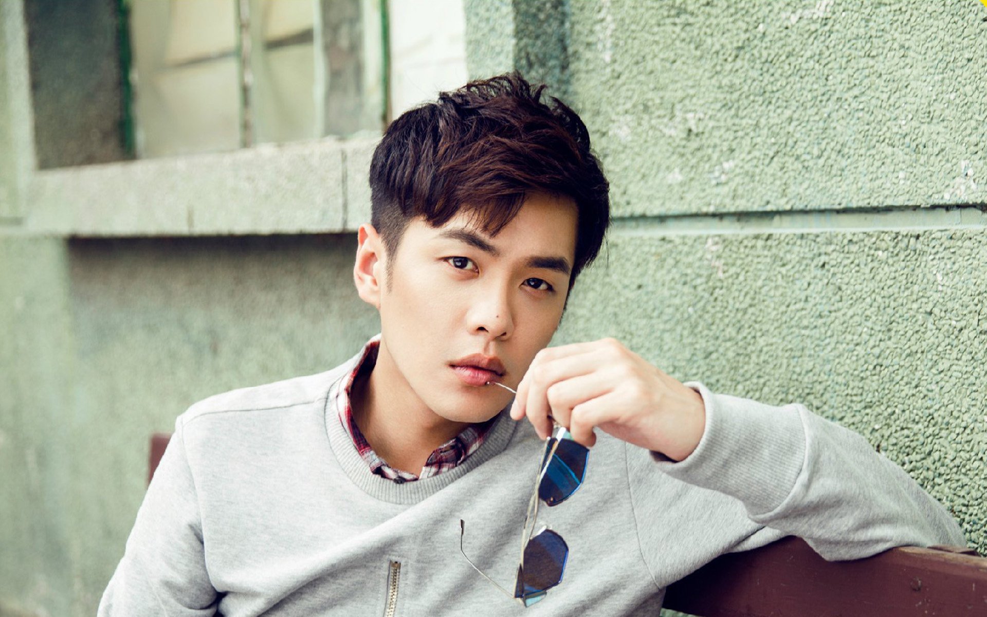 天使与魔鬼的跨界交锋,当多特蒙德金属咆哮撞上孙兴慜的亚洲烈焰